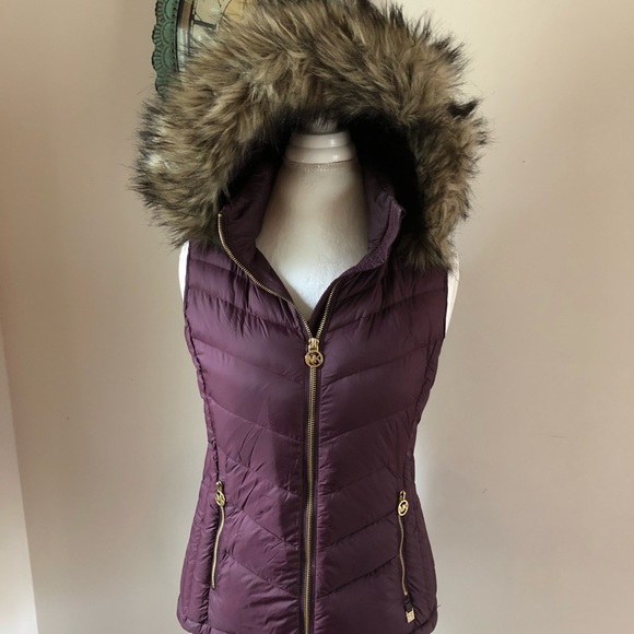 Michael Kors Down Maroon Vest - Picture 2 of 4